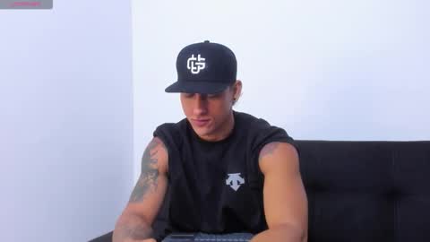Snapshot of ryanwhite3 chatting on 10/27/25, 12:36 ryanwhite3 online show from 10/27/25, 12:36