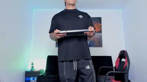 Snapshot of ryanwhite3 chatting on 02/03/26, 02:53 ryanwhite3 online show from 02/03/26, 02:53