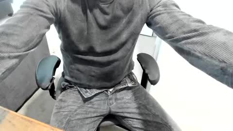 Snapshot of ryatlas chatting on 12/29/24, 03:33 ryatlas online show from 12/29/24, 03:33