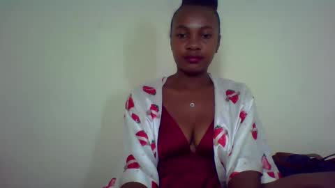 Snapshot of rycie chatting on 09/22/25, 03:36 Rycie online show from 09/22/25, 03:36