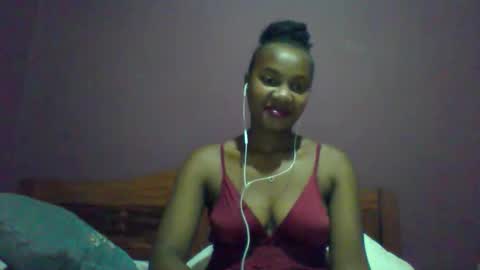 Snapshot of rycie chatting on 11/01/25, 08:44 Rycie online show from 11/01/25, 08:44