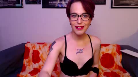 Snapshot of ryff_burnz chatting on 12/31/24, 03:34 Ryff Burnz online show from 12/31/24, 03:34
