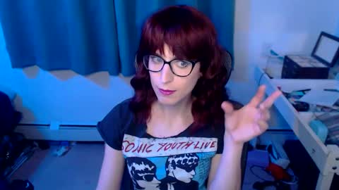 Snapshot of ryff_burnz chatting on 01/27/25, 12:43 Ryff Burnz online show from 01/27/25, 12:43