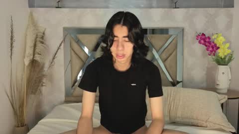 Snapshot of ryo_fem chatting on 12/04/25, 10:18 Ryo online show from 12/04/25, 10:18