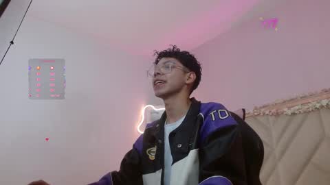 ryu_tay online show from 04/07/26, 05:08