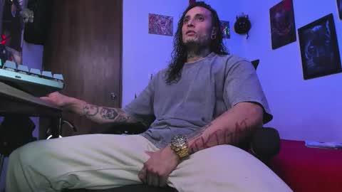 Snapshot of ryuk_it chatting on 02/03/26, 01:59 leopmonk help me reach 100 thumbs up online show from 02/03/26, 01:59