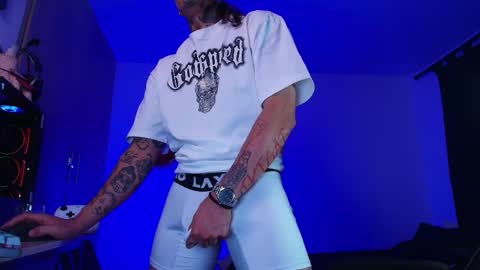 leopmonk help me reach 100 thumbs up online show from 04/22/26, 01:52