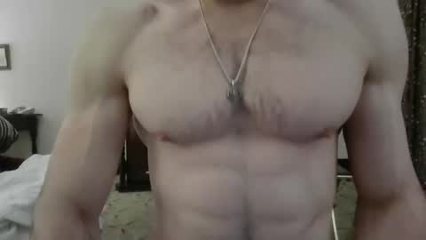 Snapshot of ryyyyye2020 chatting on 10/25/25, 06:46 ryyyyye2020 online show from 10/25/25, 06:46