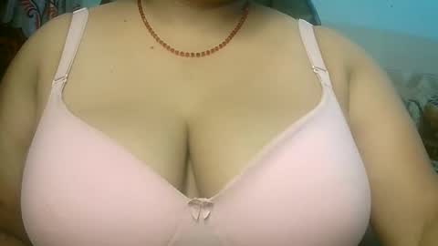 Snapshot of s03286 chatting on 11/07/25, 04:29 HotLovers online show from 11/07/25, 04:29