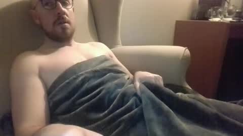 s_i_q online show from 12/15/25, 08:24