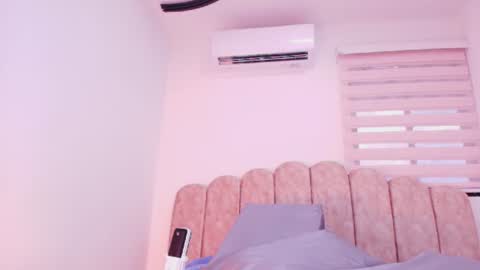 s_sofia_ online show from 06/20/26, 07:16