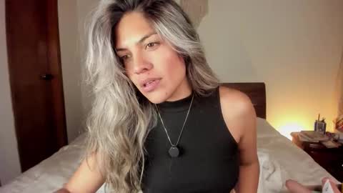 Leslie Beltrn online show from 12/19/25, 05:14