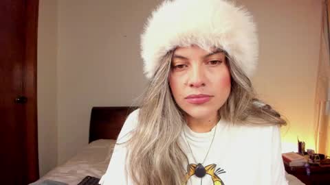 Leslie Beltrn online show from 04/20/26, 02:58