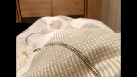 s_xp__ online show from 12/17/25, 05:46