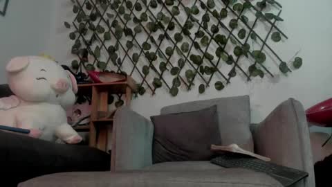 sa_anvi online show from 04/04/26, 06:16