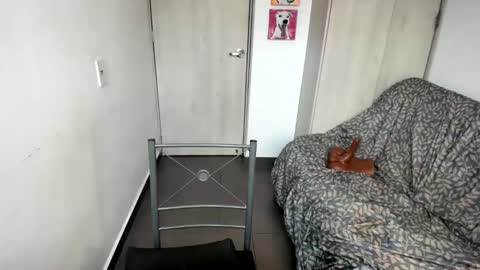 Sara online show from 04/22/26, 09:49