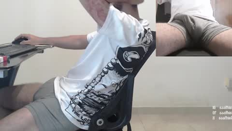 Snapshot of saat_hiel chatting on 01/03/25, 11:14 Saat online show from 01/03/25, 11:14