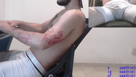 Snapshot of saat_hiel chatting on 01/25/25, 02:47 Saat online show from 01/25/25, 02:47