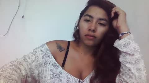 Snapshot of saavaghechick chatting on 02/22/25, 09:04 Jeane online show from 02/22/25, 09:04