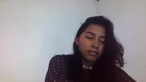 Snapshot of saavaghechick chatting on 03/06/25, 09:09 Jeane online show from 03/06/25, 09:09