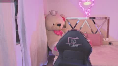 saaya_tay online show from 02/25/26, 03:16