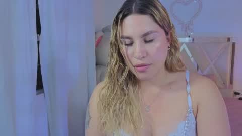 saaya_tay online show from 03/11/26, 03:56