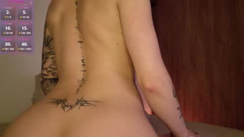 ig er ju03 online show from 10/30/25, 05:31