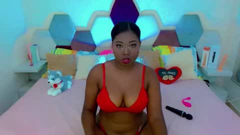 sabriana_smith1 online show from 01/17/26, 04:39