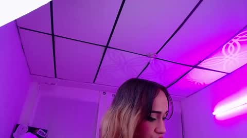 sabrina fox online show from 09/12/25, 05:07