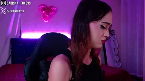 Snapshot of sabriina_fox999 chatting on 03/07/26, 05:04 sabrina fox online show from 03/07/26, 05:04