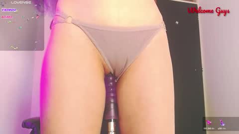 Sabrina online show from 09/25/25, 09:07