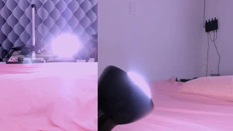 Sabrina Adams online show from 12/30/24, 07:00