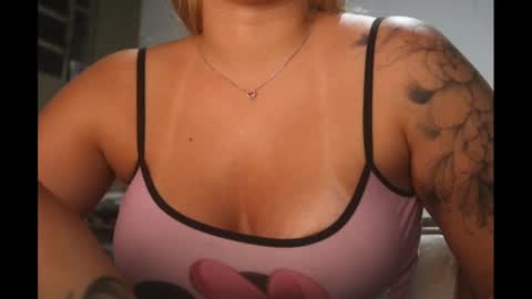 sabrina_ammer online show from 01/05/25, 11:22