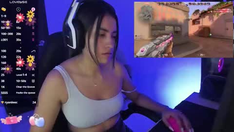 Angie  online show from 11/20/25, 06:07