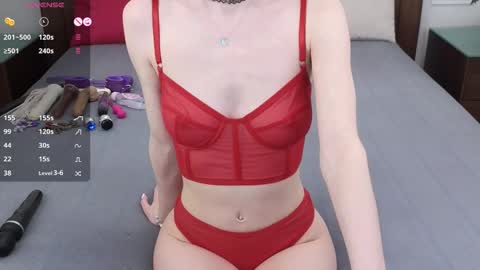 Snapshot of sabrina_grey chatting on 02/24/25, 07:44 Sabrina online show from 02/24/25, 07:44