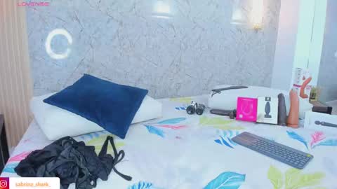 Sabrina Shark online show from 11/22/25, 03:16