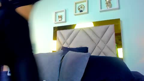 Snapshot of sabrina_xoxos chatting on 05/16/26, 12:48 Valery 3 online show from 05/16/26, 12:48