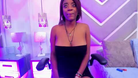 SabrinnaBrownn online show from 10/13/25, 04:34