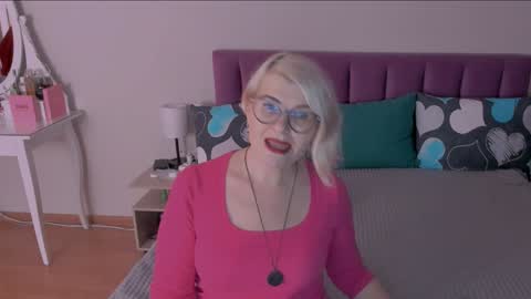 Sabrina MacMarren online show from 01/29/25, 06:18