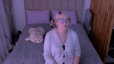 Sabrina MacMarren online show from 03/16/26, 05:06