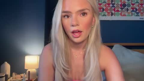 Snapshot of sabrinamasson chatting on 10/28/25, 03:14 sabrina online show from 10/28/25, 03:14