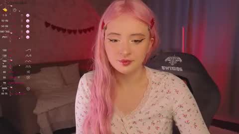 Snapshot of sabrinarider chatting on 11/10/25, 03:05 Hello im Sabrina online show from 11/10/25, 03:05