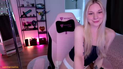 Snapshot of sabrinarose_x chatting on 05/13/26, 05:21 Sabrina Rose online show from 05/13/26, 05:21