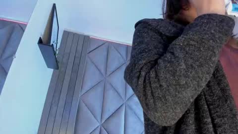 Snapshot of sabrinaspell_ chatting on 01/06/26, 11:36 S A B R I N A online show from 01/06/26, 11:36