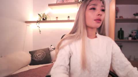 Snapshot of sabrinaspell_ chatting on 03/28/26, 05:01 S A B R I N A online show from 03/28/26, 05:01