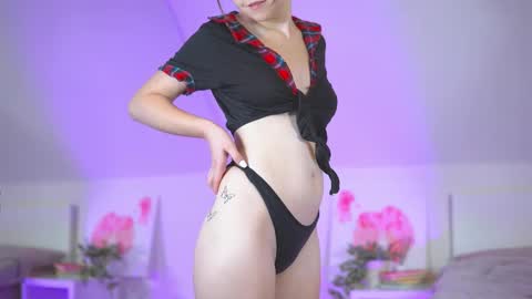 Snapshot of sabrinasutton chatting on 11/20/25, 04:23 Sabrina online show from 11/20/25, 04:23