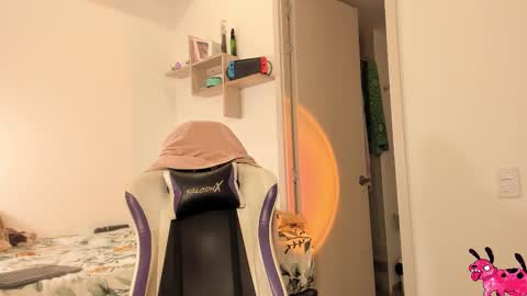 Sabrina  online show from 11/05/25, 12:10