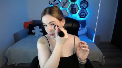 Snapshot of sabrinviolet chatting on 01/31/25, 09:05 Sabrina Violet online show from 01/31/25, 09:05