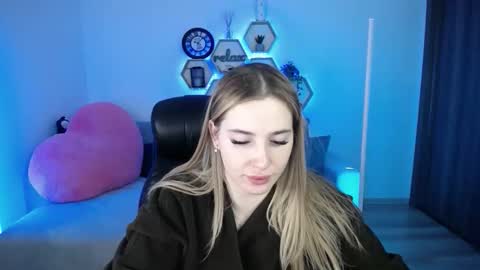 Sabrina Violet online show from 01/19/26, 09:24