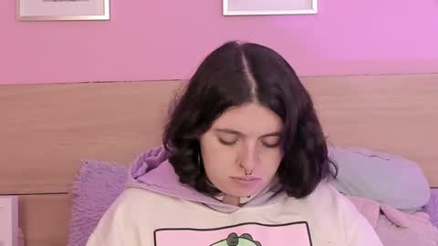 Ig  online show from 02/20/25, 02:24